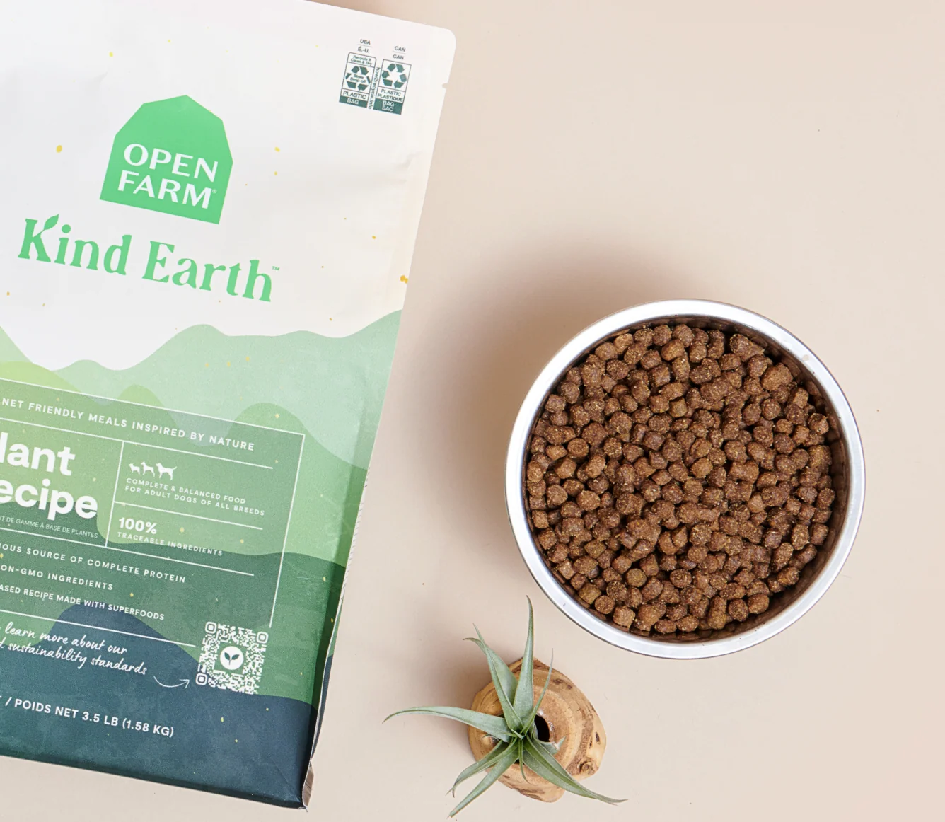 Crocchette vegetali Kind Earth per cani con patata dolce e fave