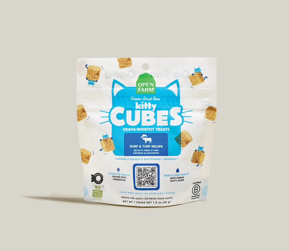 Vahşi Yakalanmış Balık ve Dana Eti ile Surf & Turf Kitty Cube Ödülleri